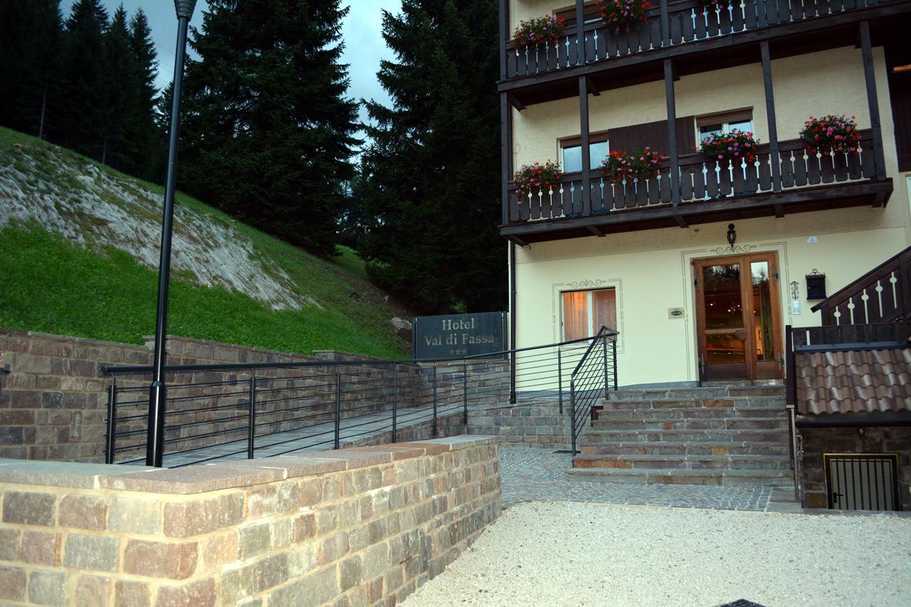 Hotel Val Di Fassa Soraga Exterior photo